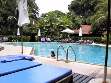 Phuket Patong beach cavana hotel