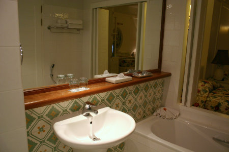 Phuket Karon beach andaman seaview hotel