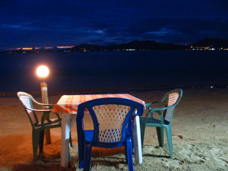 Phuket panwa Khao Khard The Beach Bar Restaurant