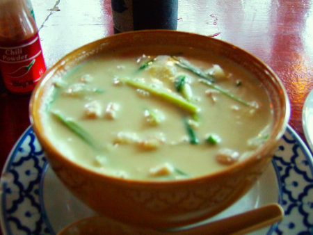 Phuket Nai Yang beach mamamia restaurant