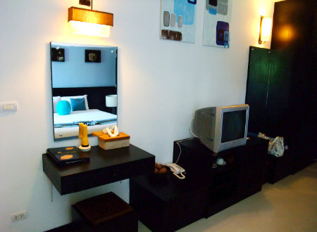 Phuket Surin beach Benyada lodge