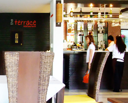 Phuket Surin beach Benyada lodge