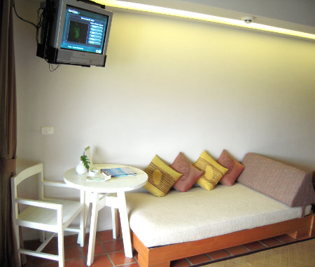 Phuket Patong beach banthai resort hotel