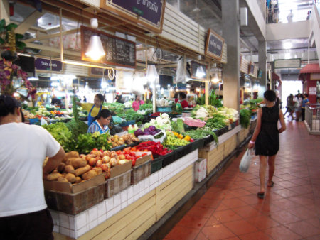 Phuket Patong beach market