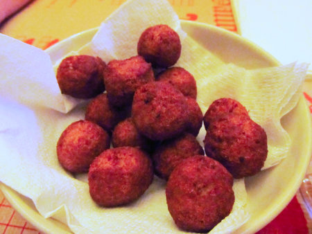 Italia Ostuni IL GATTO ROSSO