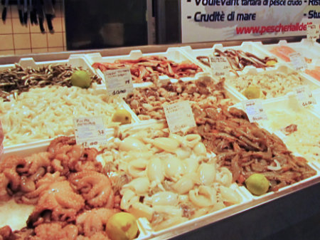 Italia Ostuni イタリア　オストゥーニ PESCHERIA IL DELFINO