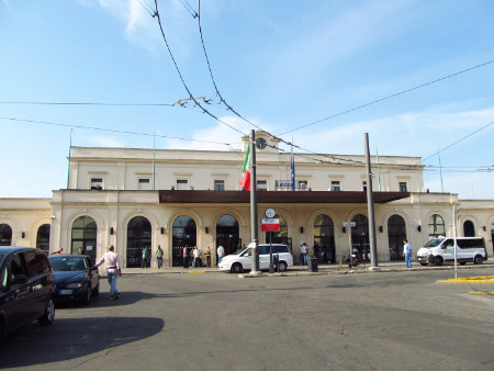 Italia Lecce station
