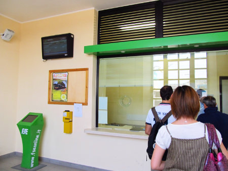 Italia Lecce station