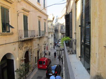 b`F@PALAZZO ROLLO