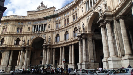 Italia napoli galleria umbelt 1