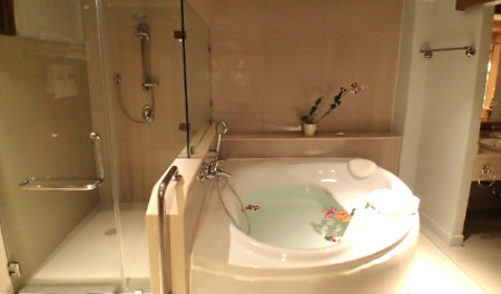Katathani phuket beach resort hotel