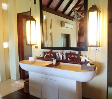Phuket Chalong Villa Zolitude