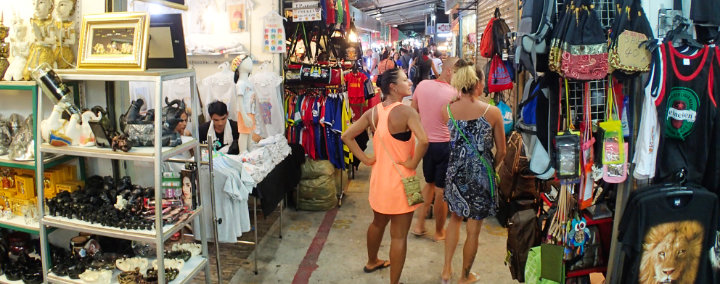 Phuket Chalong Weekend night market
