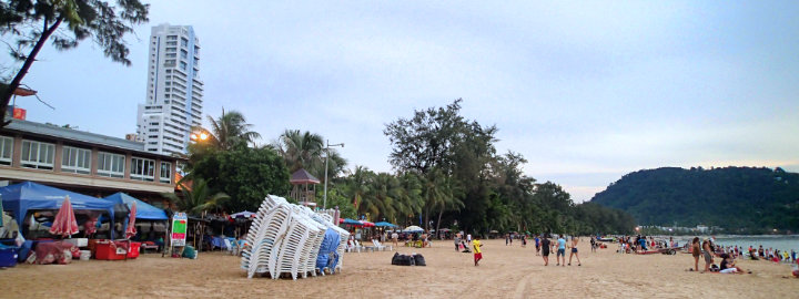 Phuket Patong safari beach hotel
