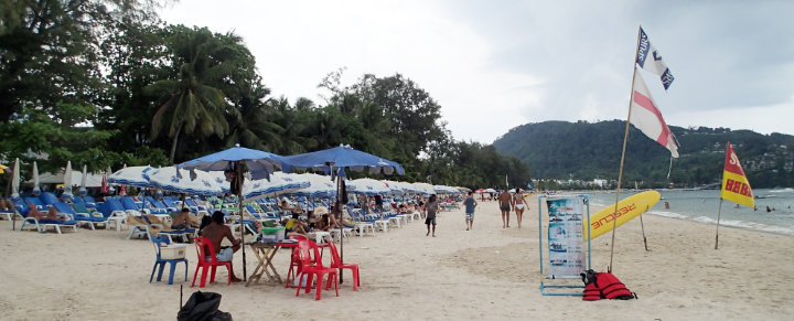 Phuket Patong safari beach hotel