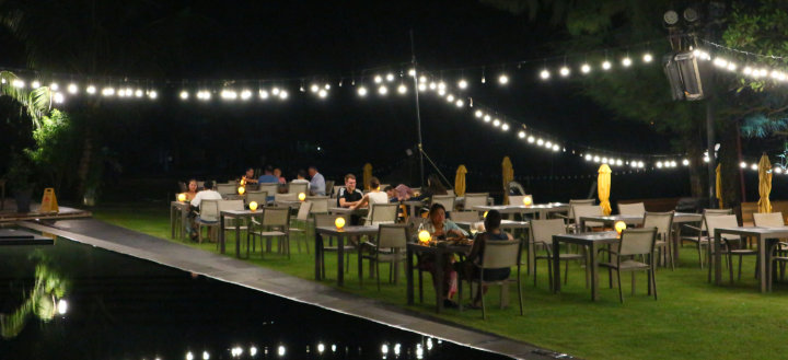 Khao Lak La Vela kokulo beach club