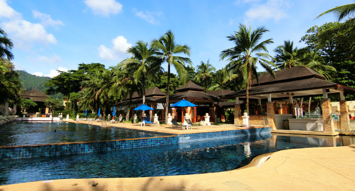 カオラック ナントンビーチ シービューリゾートホテル