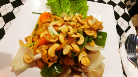 カオラック ナントンビーチ Kung Seafood